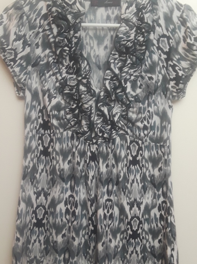 Ruffle top